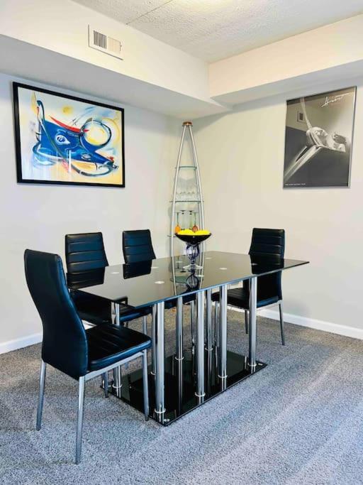 Honoray-Kes Apartment มอนโรวิลล์ ภายนอก รูปภาพ