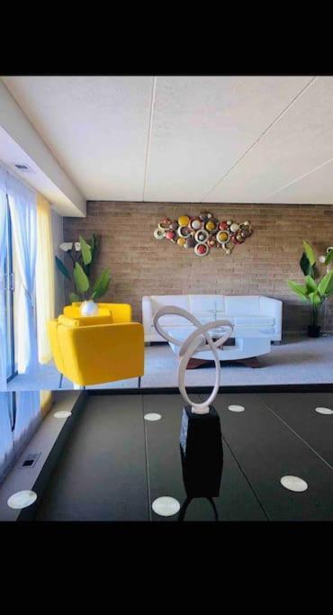 Honoray-Kes Apartment มอนโรวิลล์ ภายนอก รูปภาพ