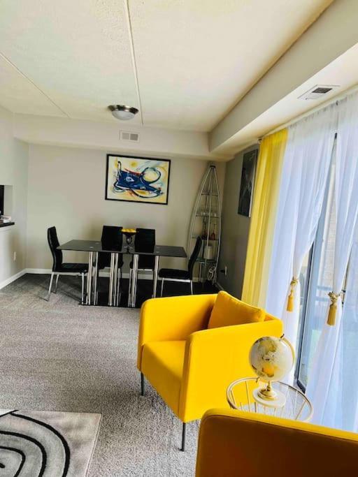 Honoray-Kes Apartment มอนโรวิลล์ ภายนอก รูปภาพ